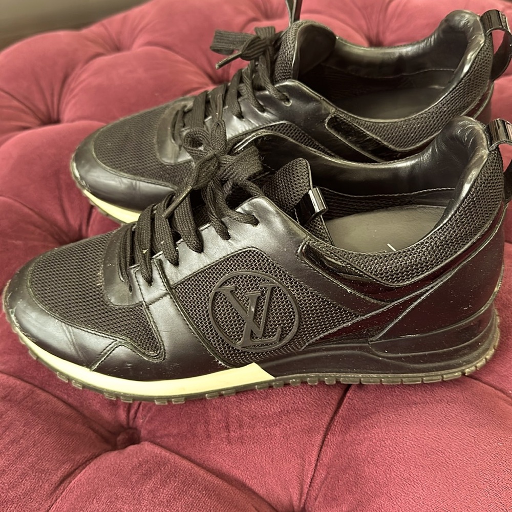 Louis Vuitton Sneakers
